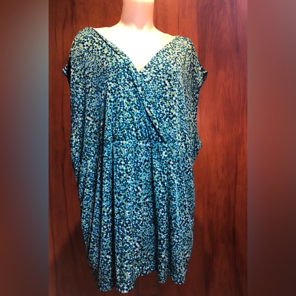 Jaclyn Smith Tops - Jaclyn Smith 3X Blouse Black Green White Speckle On Blue PF